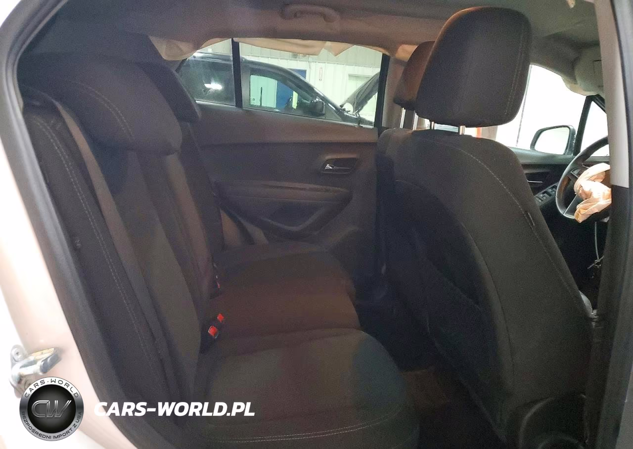 2019 Chevrolet Trax Ls VIN:3GNCJKSB1KL384839 - 11