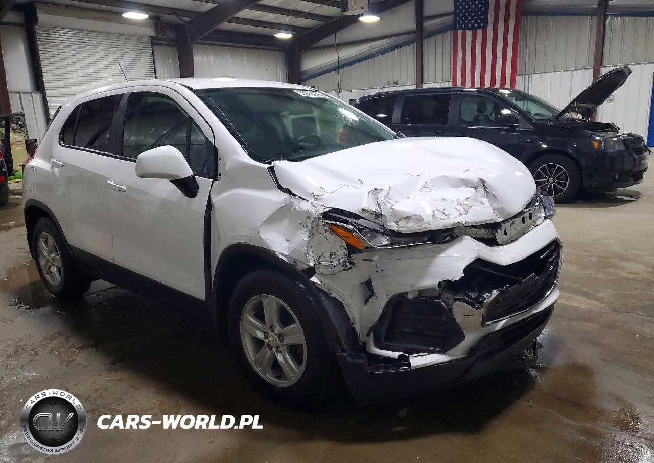 2019 Chevrolet Trax Ls VIN:3GNCJKSB1KL384839 - 4