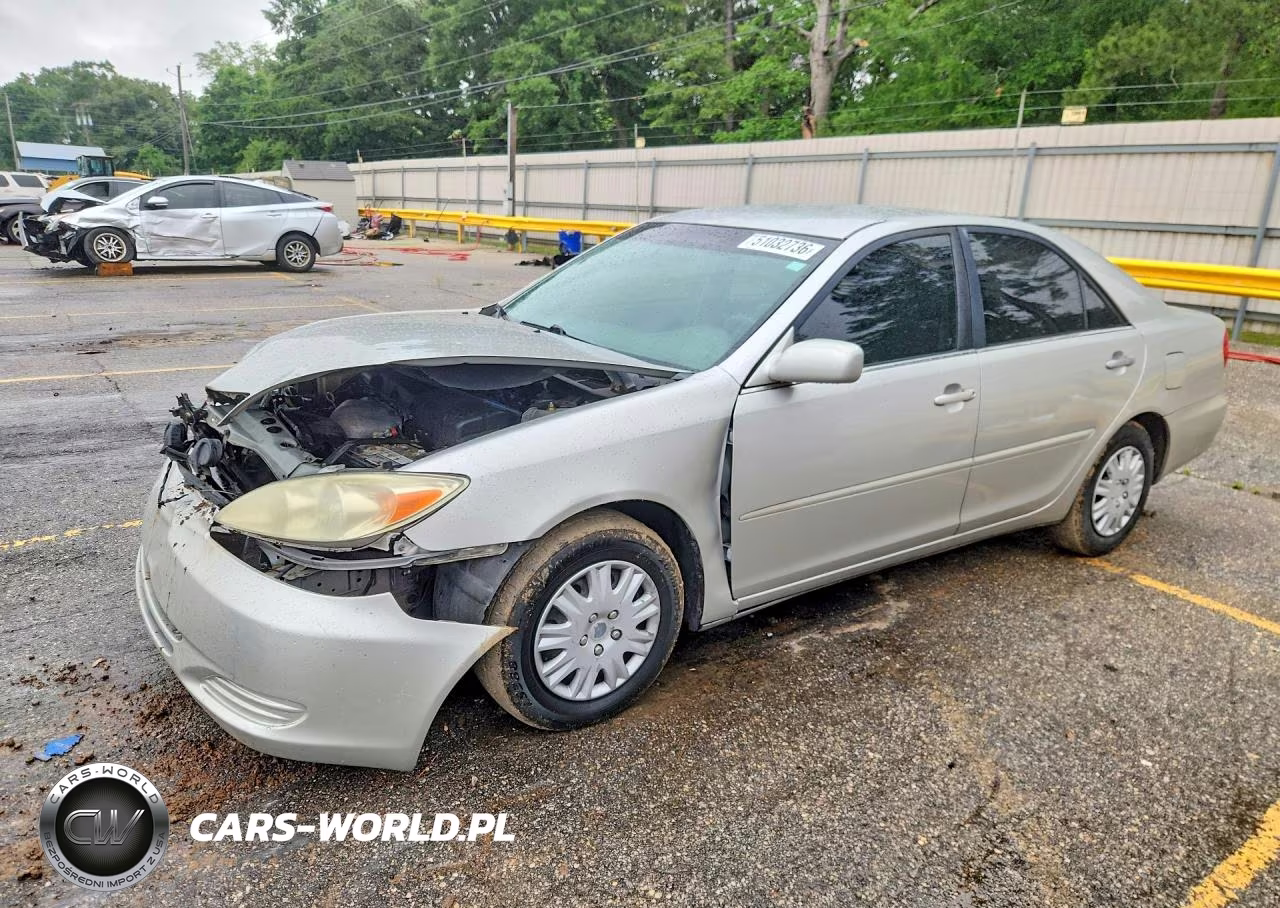 2004 Toyota Camry Le