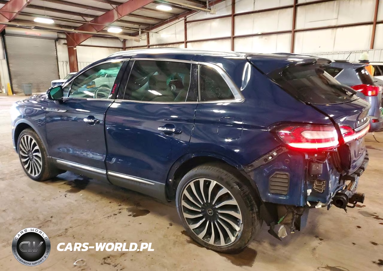 2019 Lincoln Nautilus Black Label VIN:2LMPJ9JPXKBL30337 - 2