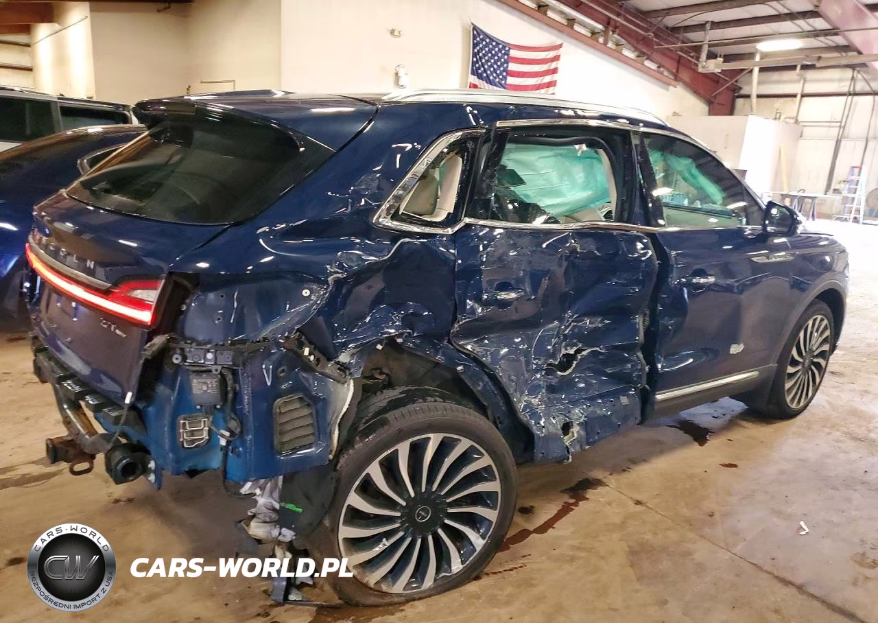 2019 Lincoln Nautilus Black Label VIN:2LMPJ9JPXKBL30337 - 3