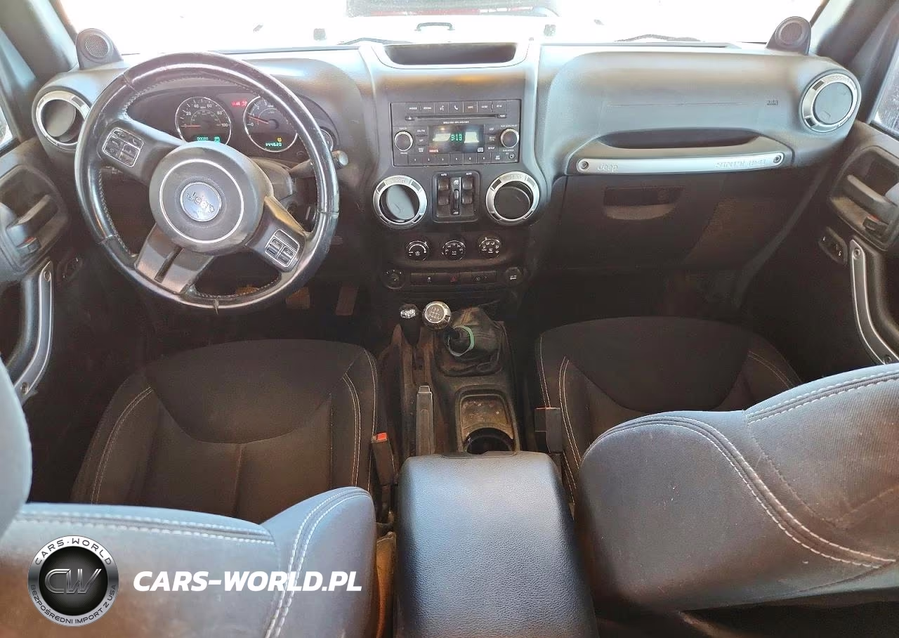 2014 Jeep Wrangler Unlimited Sahara VIN:1C4BJWEGXEL172606 - 8
