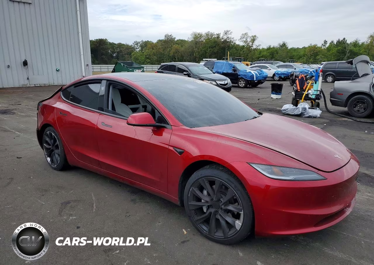 2025 Tesla Model 3 VIN:5YJ3E1EA3SF975294 - 4