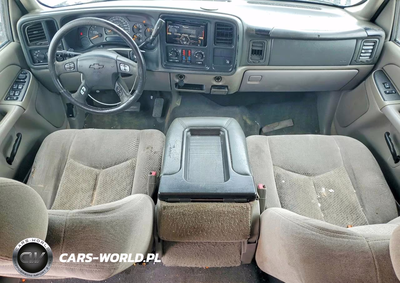 2005 Chevrolet Tahoe C1500 VIN:1GNEC13V85R276432 - 8