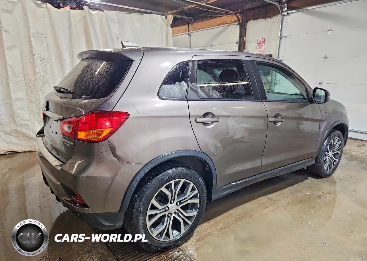 2018 Mitsubishi Outlander Sport Es VIN:JA4AR3AU7JZ023554 - 3