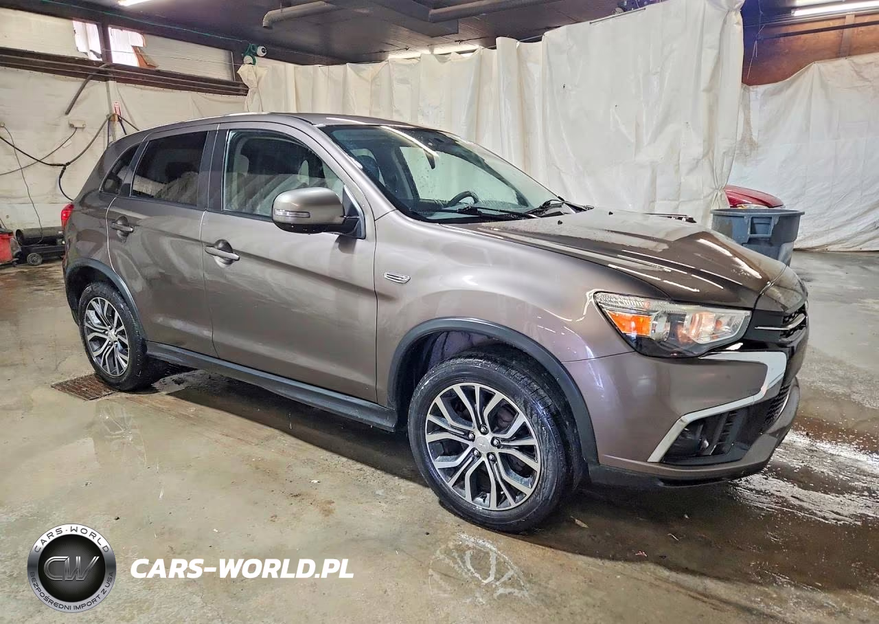 2018 Mitsubishi Outlander Sport Es VIN:JA4AR3AU7JZ023554 - 4