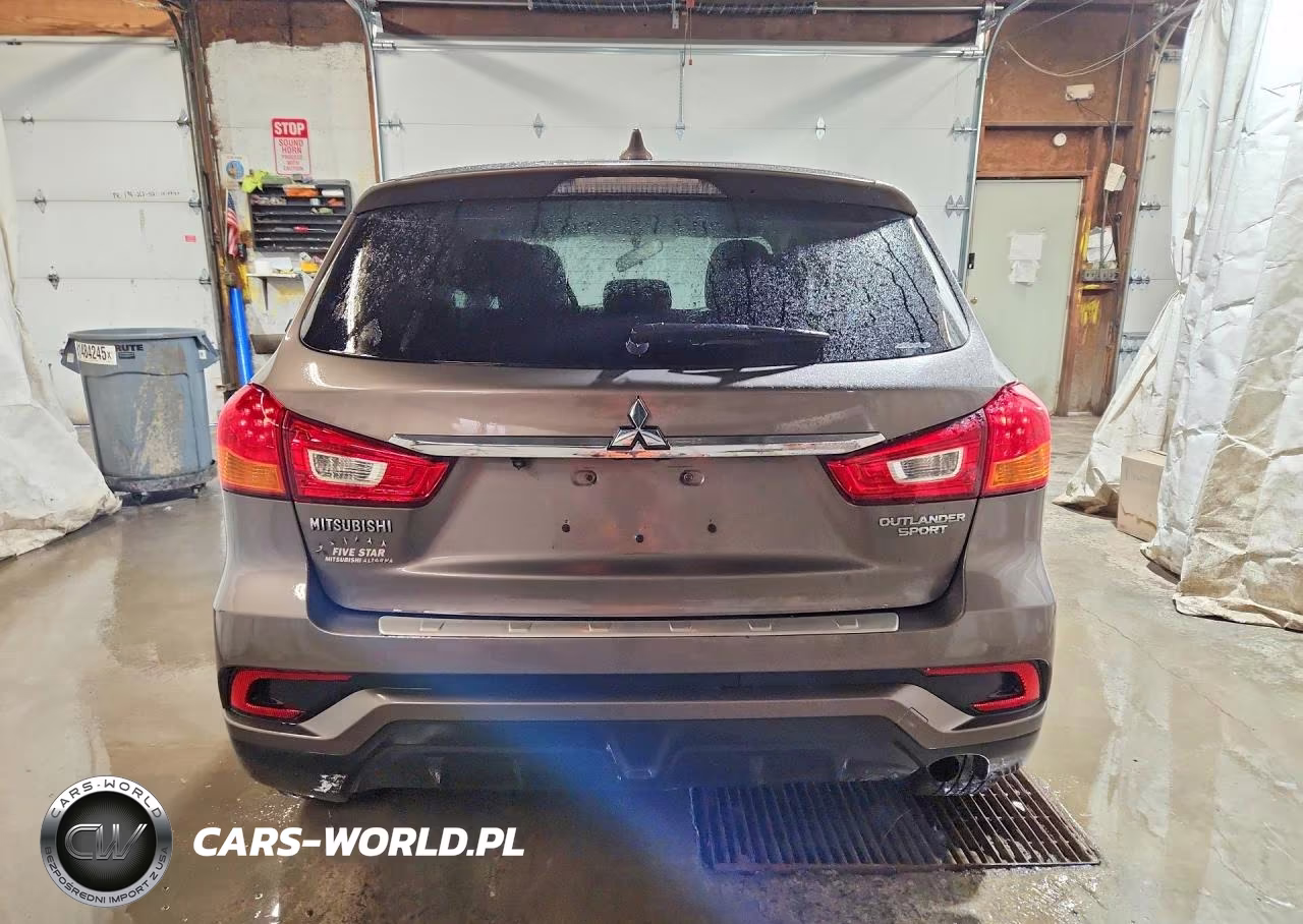 2018 Mitsubishi Outlander Sport Es VIN:JA4AR3AU7JZ023554 - 6