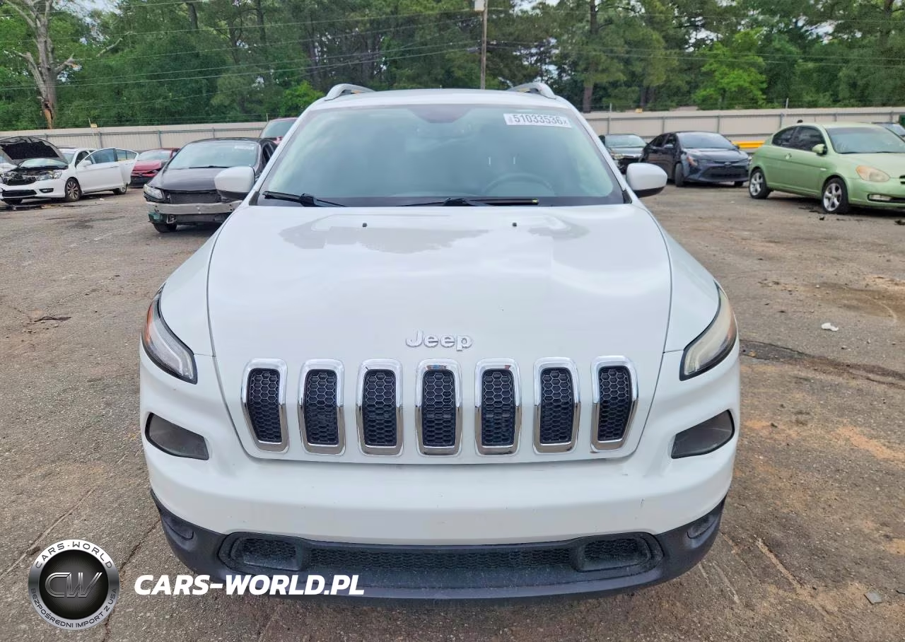 2014 Jeep Cherokee Latitude VIN:1C4PJLCS4EW115411 - 5