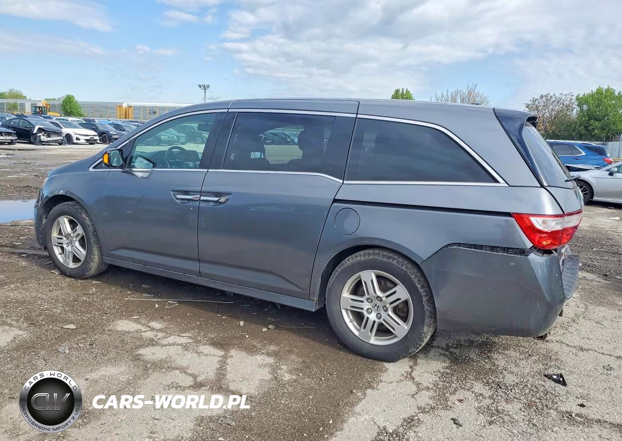 2012 Honda Odyssey Touring VIN:5FNRL5H92CB041637 - 2