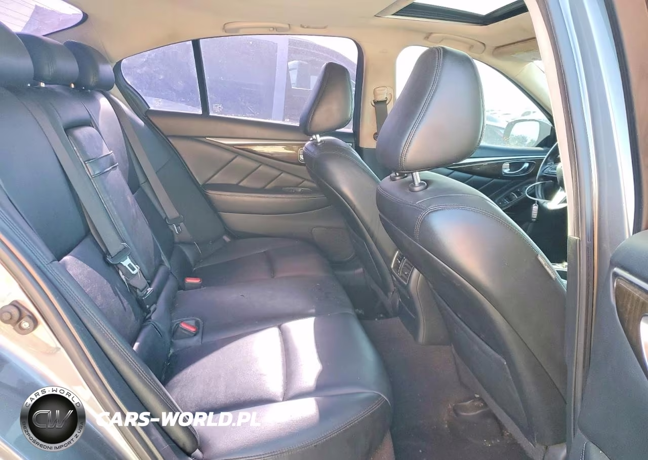 2018 Infiniti Q50 3.0T Luxe VIN:JN1EV7AP0JM356232 - 10