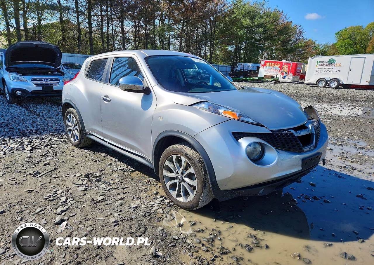 2011 Nissan Juke S VIN:JN8AF5MV9BT015219 - 4