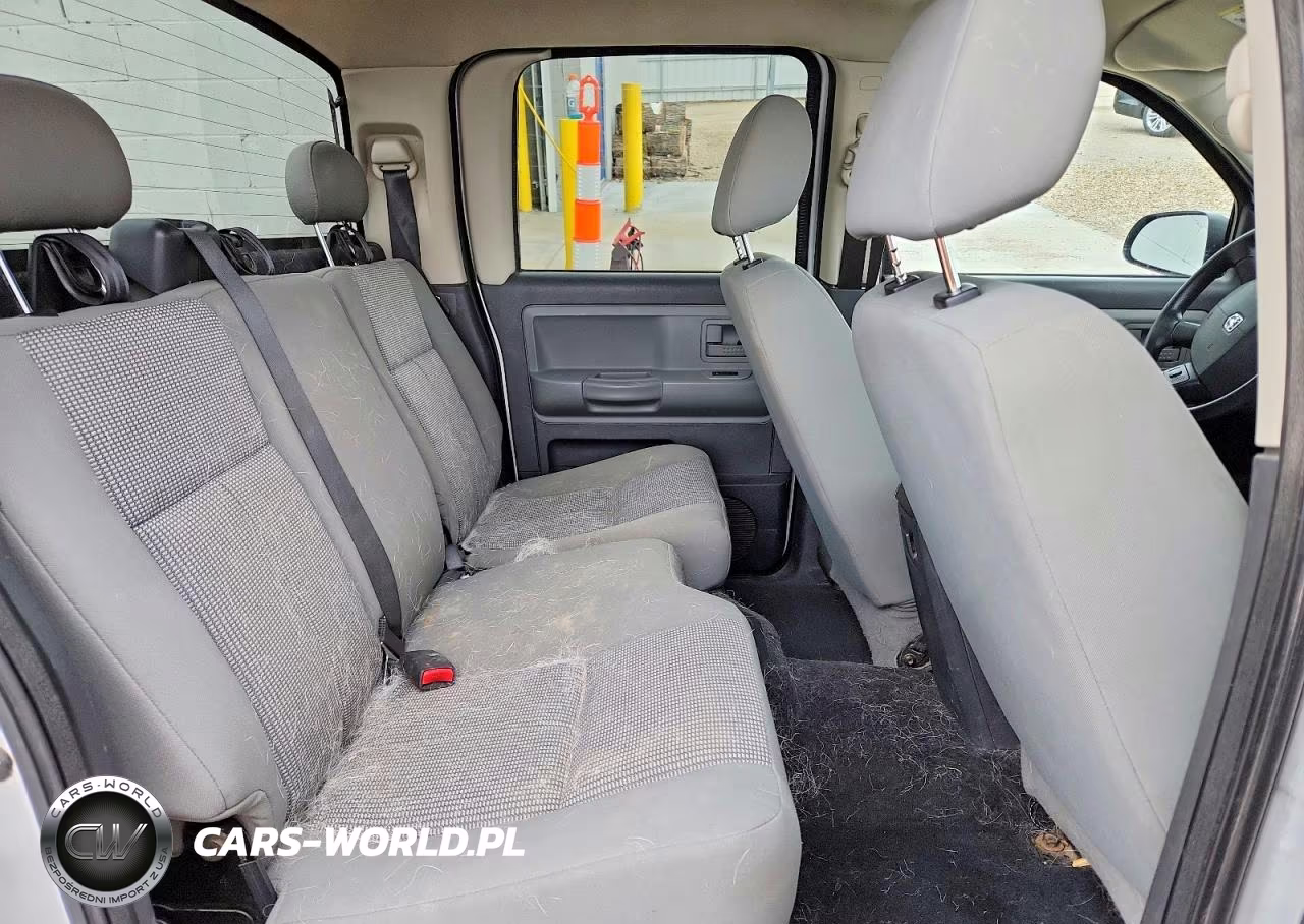 2010 Dodge Dakota VIN:1D7CW3GK6AS244719 - 10