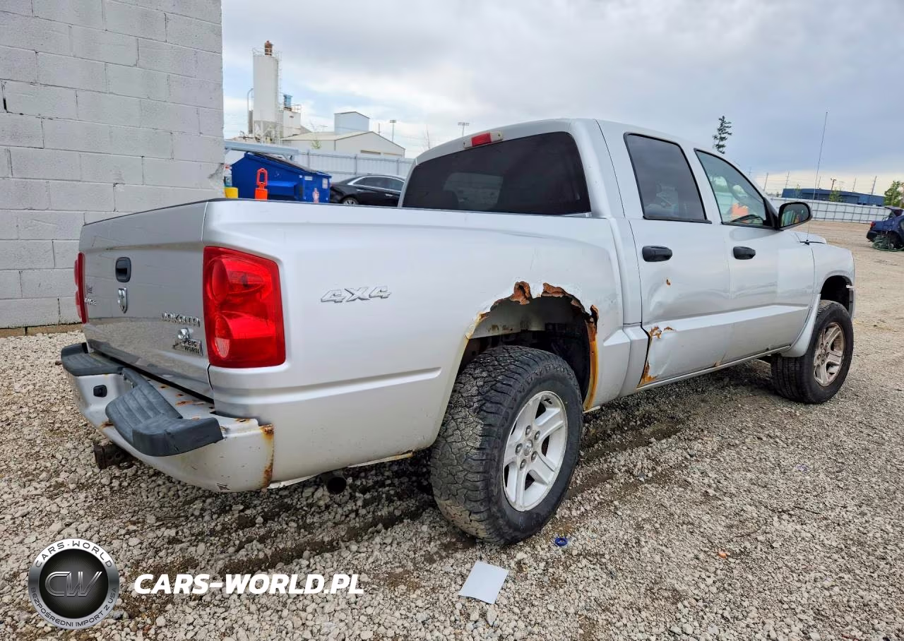 2010 Dodge Dakota VIN:1D7CW3GK6AS244719 - 3