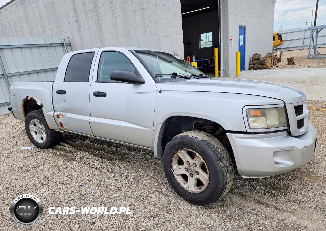 2010 Dodge Dakota VIN:1D7CW3GK6AS244719 - 4