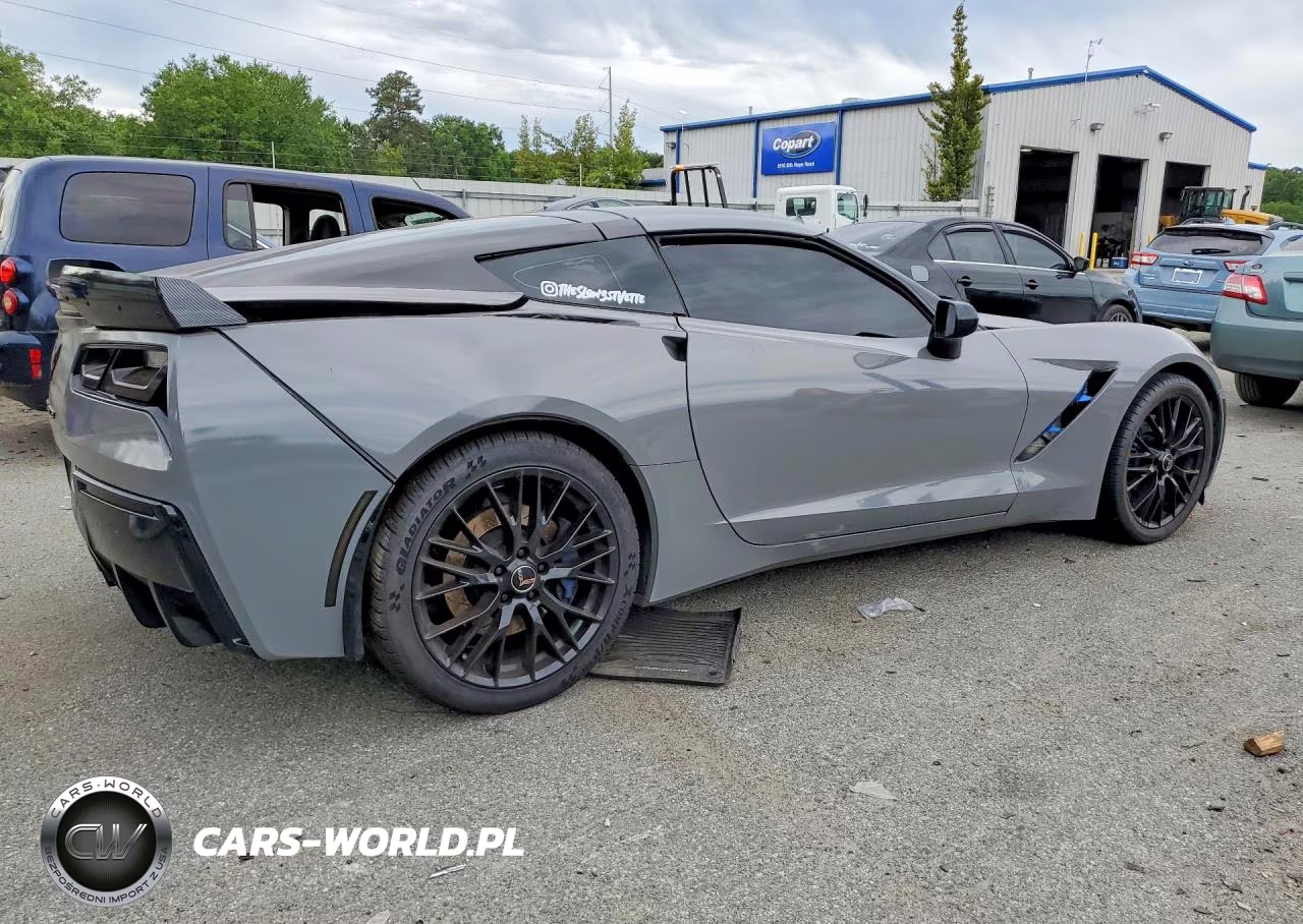 2014 Chevrolet Corvette Stingray Z51 3Lt VIN:1G1YM2D73E5127709 - 3