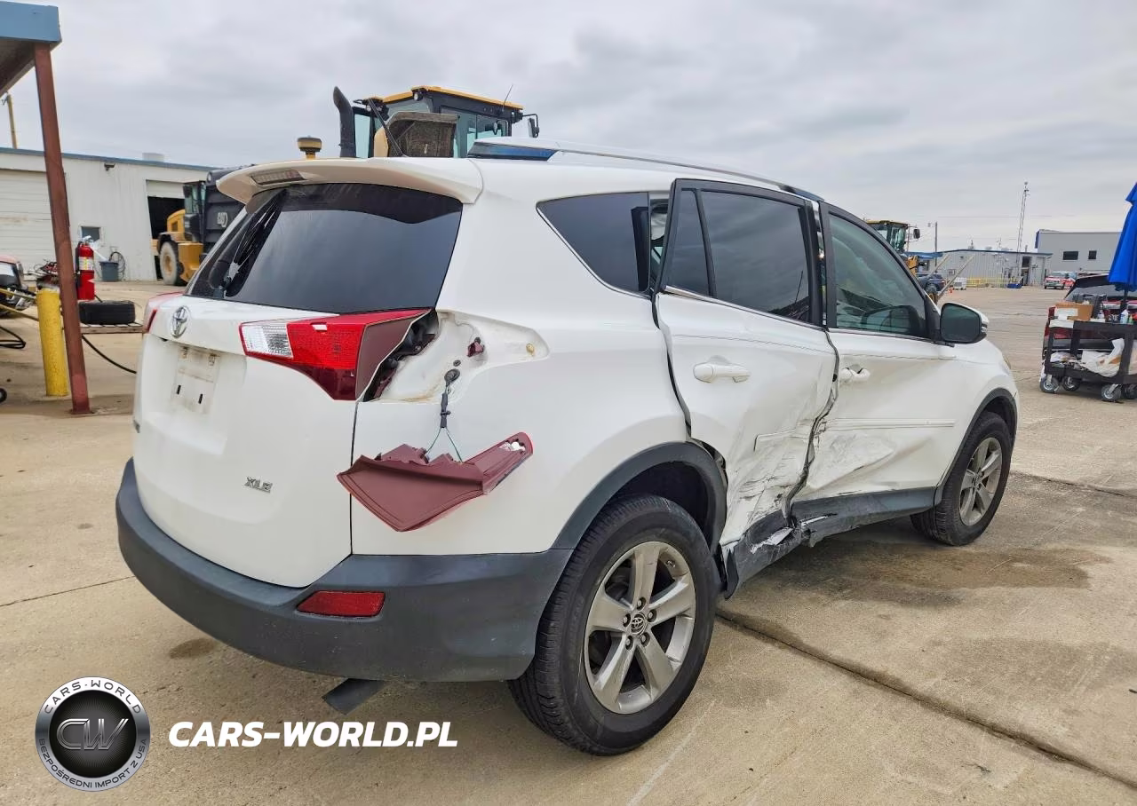 2015 Toyota Rav4 Xle VIN:JTMWFREVXFD055719 - 3