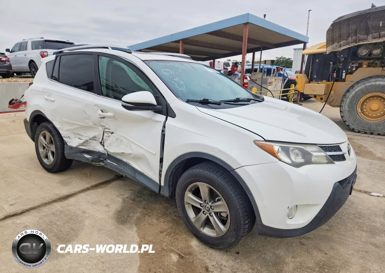 2015 Toyota Rav4 Xle VIN:JTMWFREVXFD055719 - 4