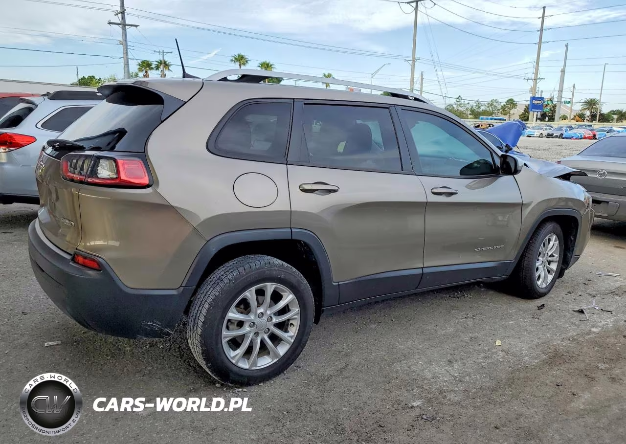 2020 Jeep Cherokee Latitude VIN:1C4PJLCB6LD624344 - 3