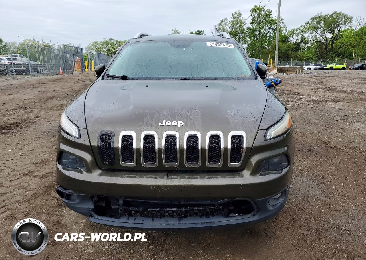 2015 Jeep Cherokee Latitude VIN:1C4PJMCS2FW528225 - 5