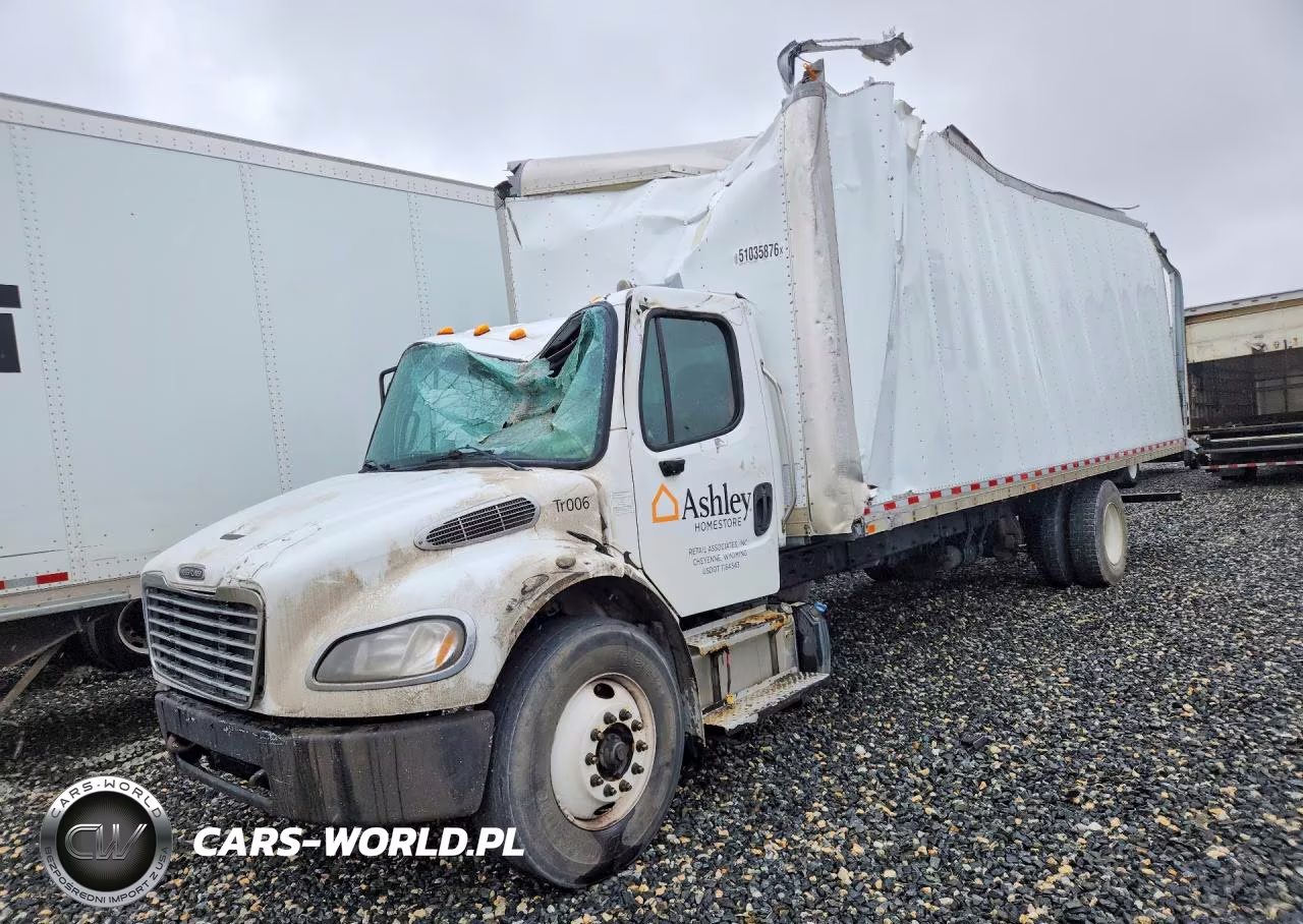 2017 Freightliner Business Class M2 Box Truck