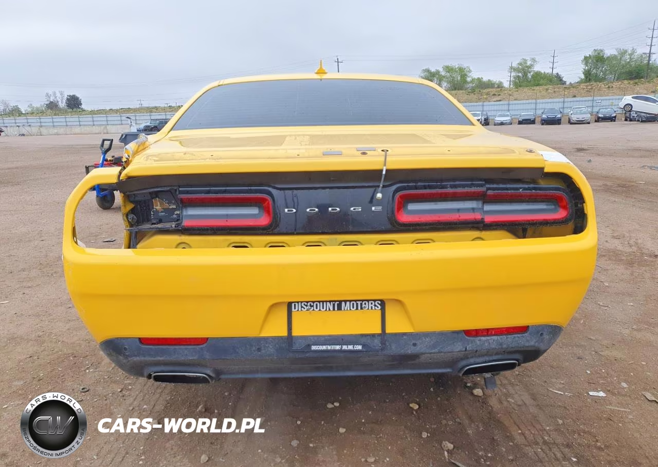 2017 Dodge Challenger Gt VIN:2C3CDZGG5HH601585 - 6