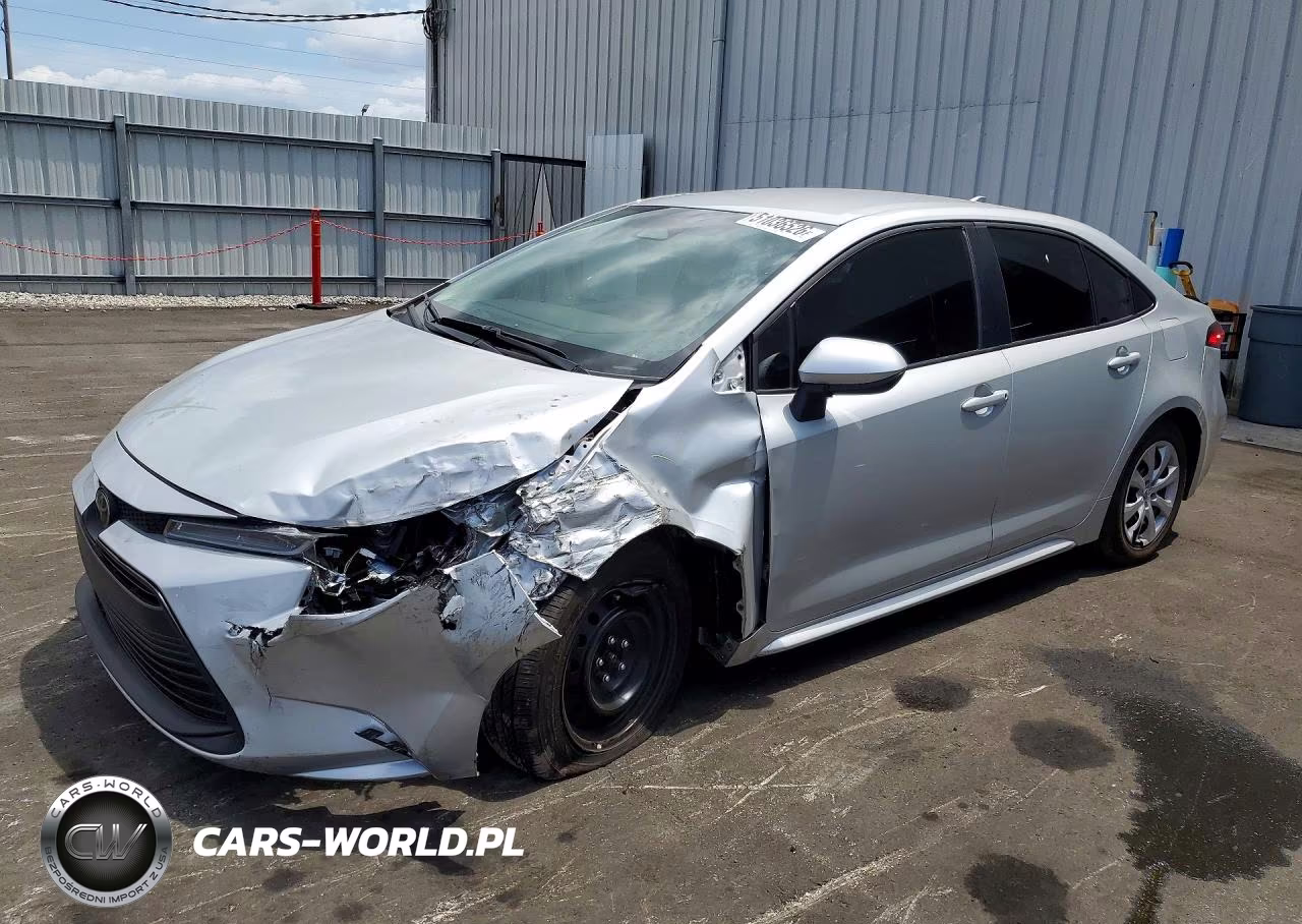 2025 Toyota Corolla Le – zdjęcie 1 z 13
