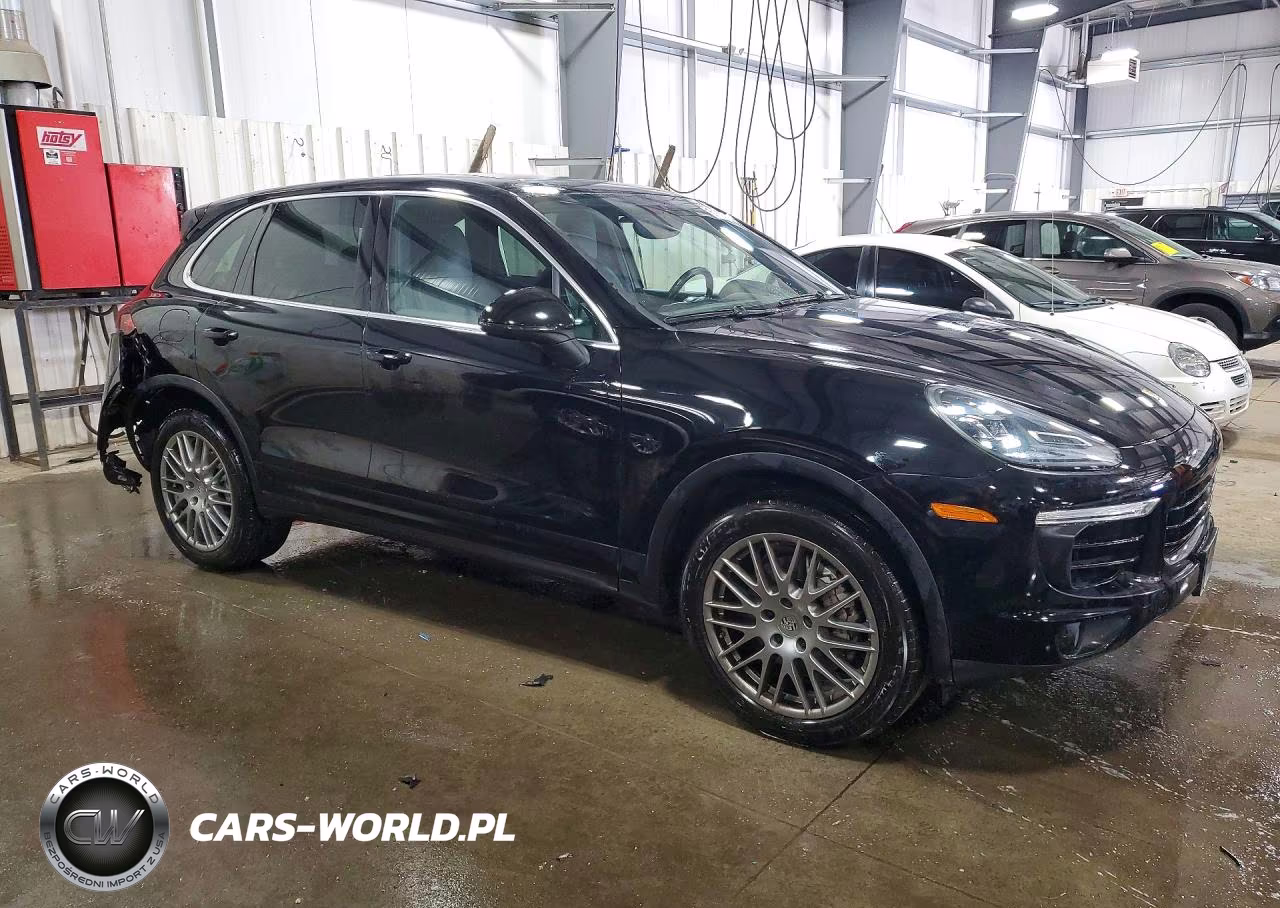 2017 Porsche Cayenne S VIN:WP1AB2A25HLA53361 - 4