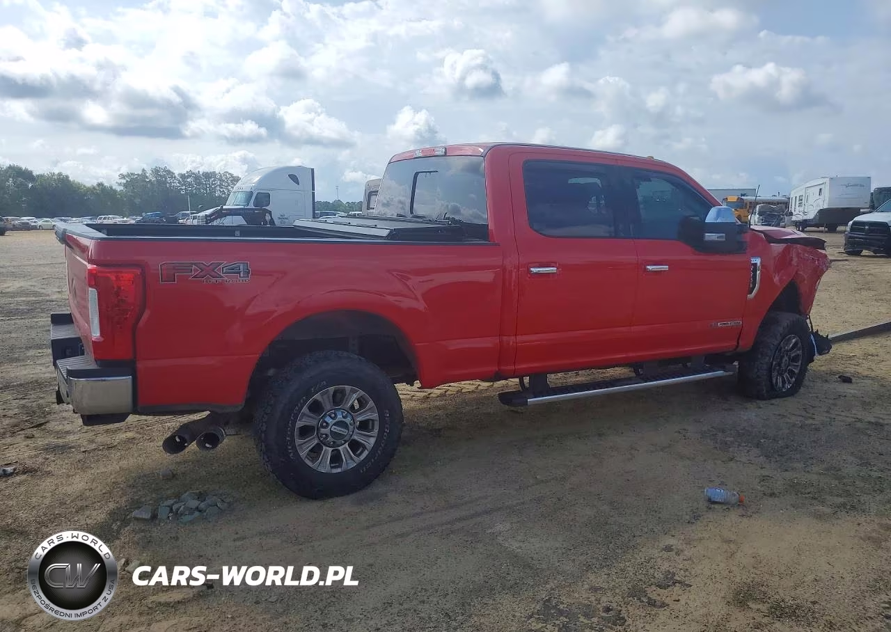 2018 Ford F250 Super Duty VIN:1FT7W2BT5JEB70780 - 3