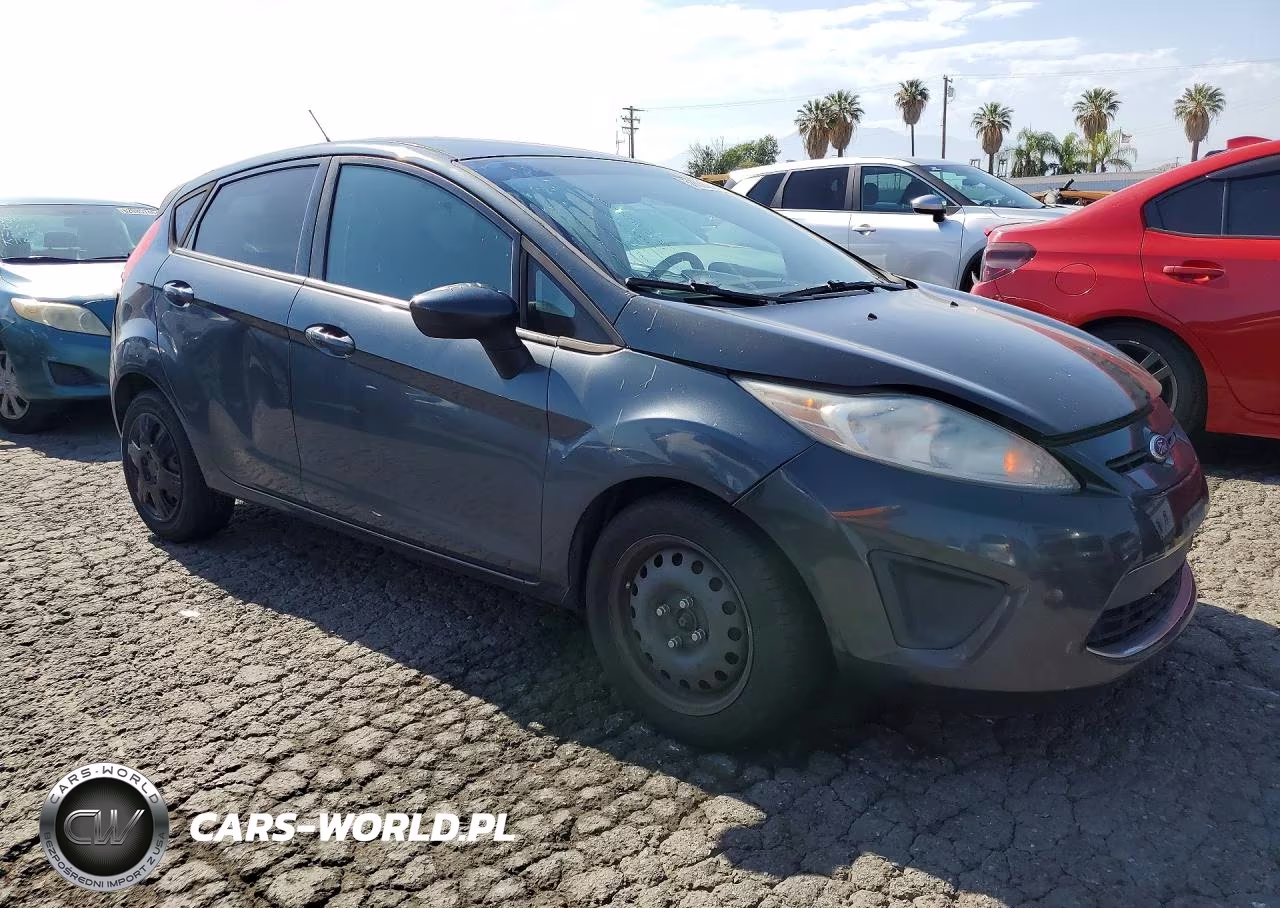 2011 Ford Fiesta Se VIN:3FADP4EJ8BM221132 - 4