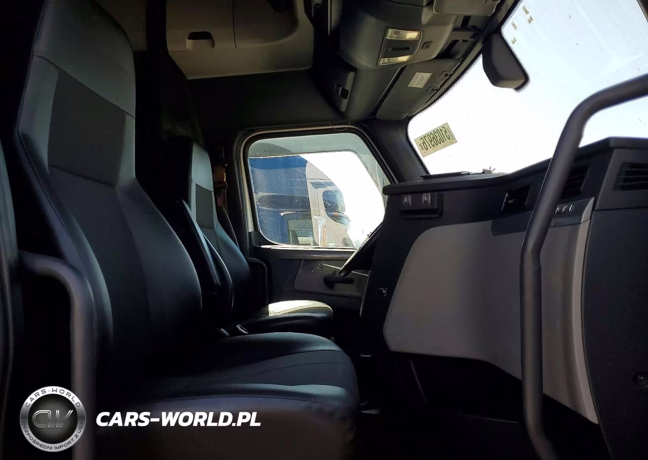 2020 Freightliner Cascadia 126 Semi Truck VIN:3AKJHHDR4LSLP7256 - 5