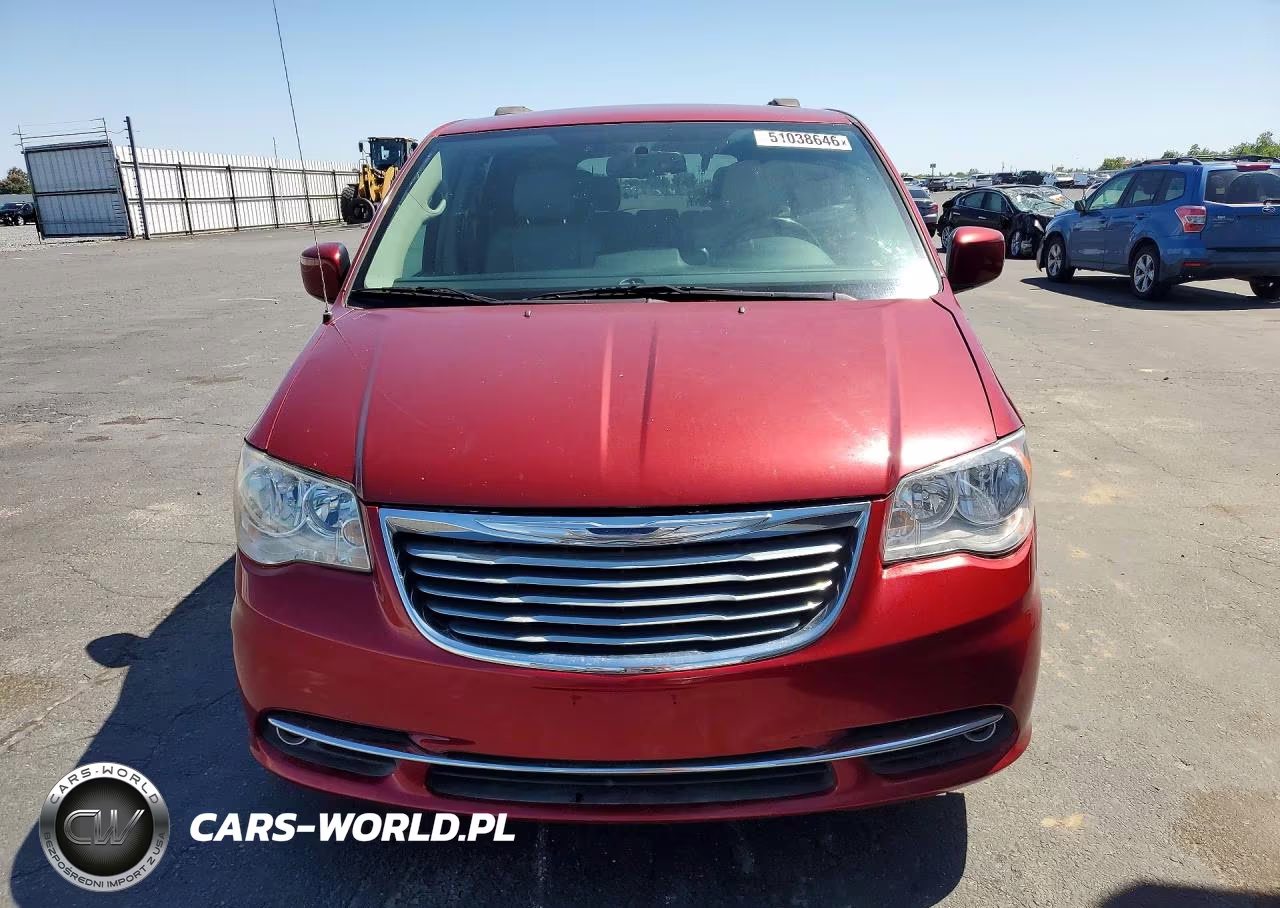 2015 Chrysler Town & Country Touring VIN:2C4RC1BG2FR626999 - 5