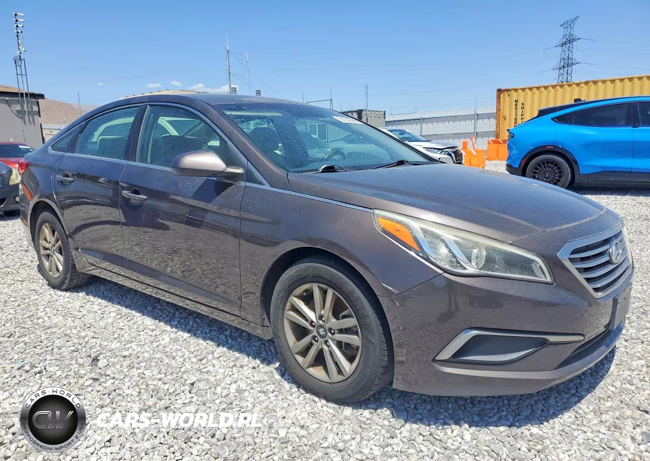 2016 Hyundai Sonata Se VIN:5NPE24AF5GH281199 - 4