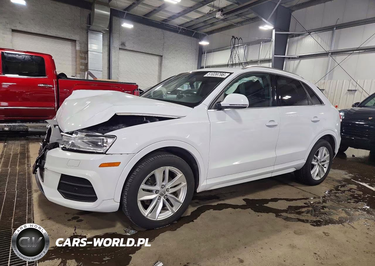 2016 Audi Q3 Premium Plus