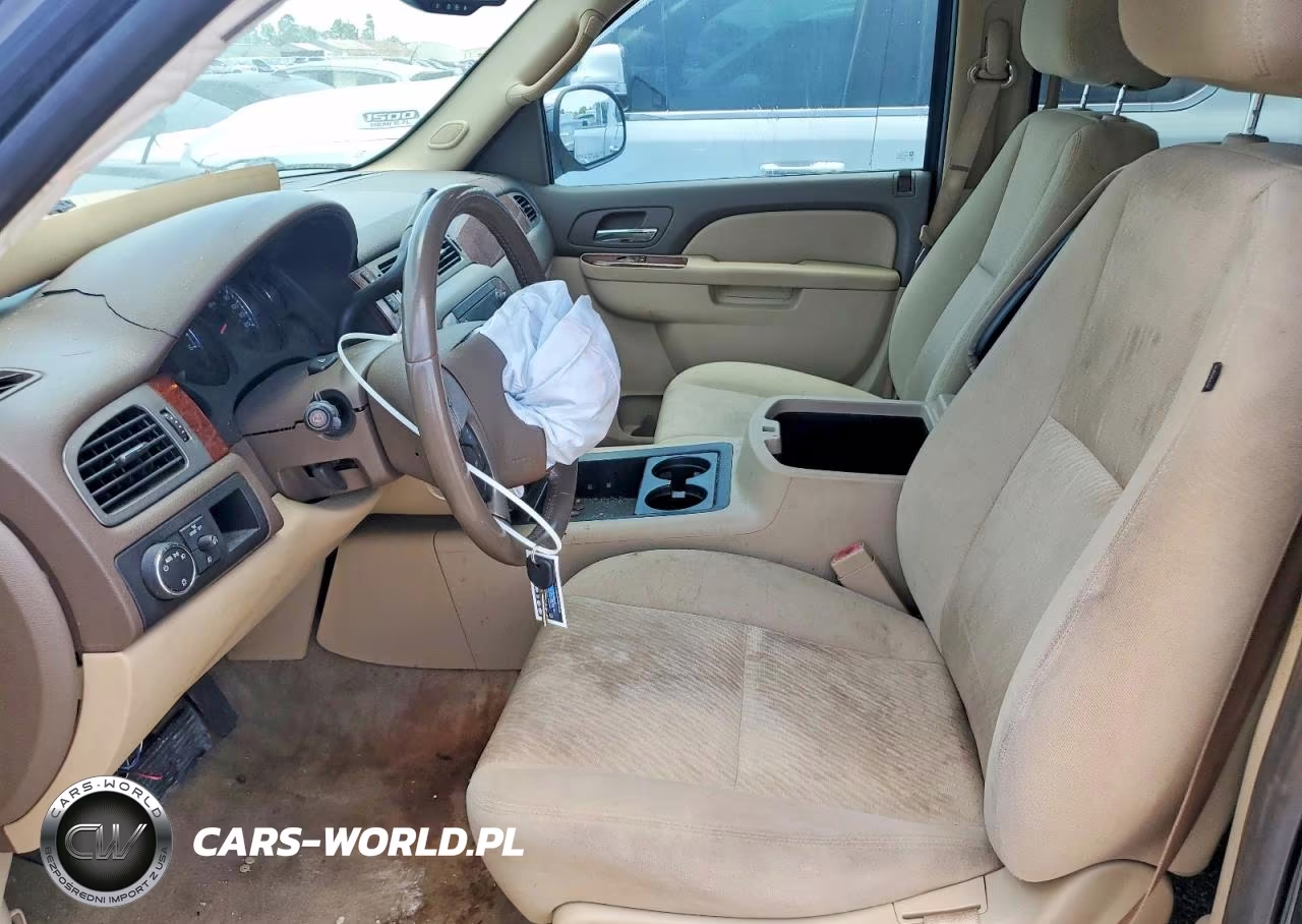 2010 Chevrolet Tahoe C1500 Ls VIN:1GNUCAE01AR246650 - 7