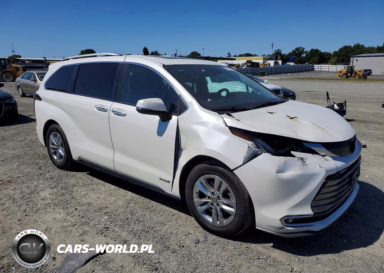 2021 Toyota Sienna Limited 7-Passenger VIN:5TDZRKECXMS031450 - 4