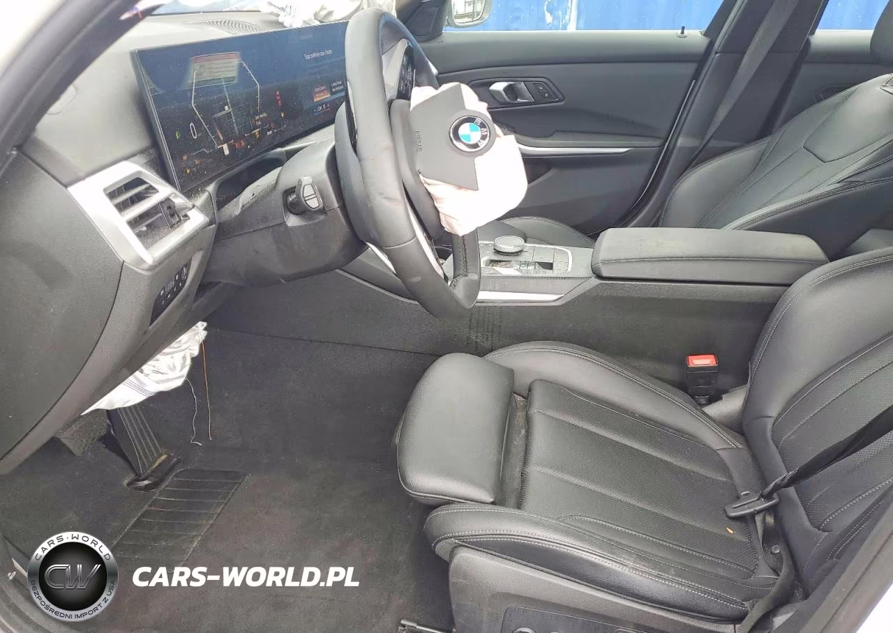 2025 BMW 330I VIN:3MW69CW03S8F32907 - 7