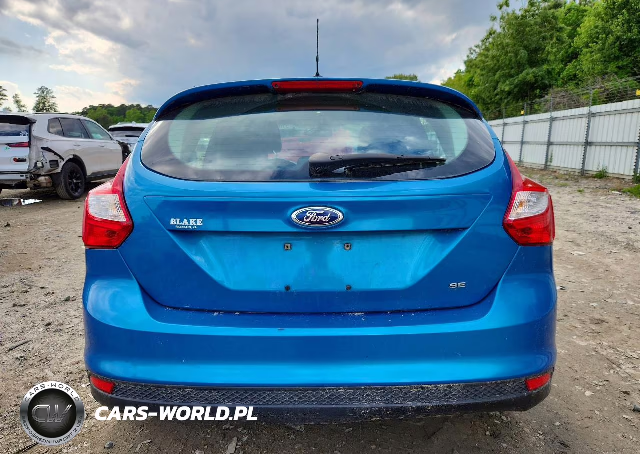 2012 Ford Focus Se VIN:1FAHP3K27CL335912 - 6