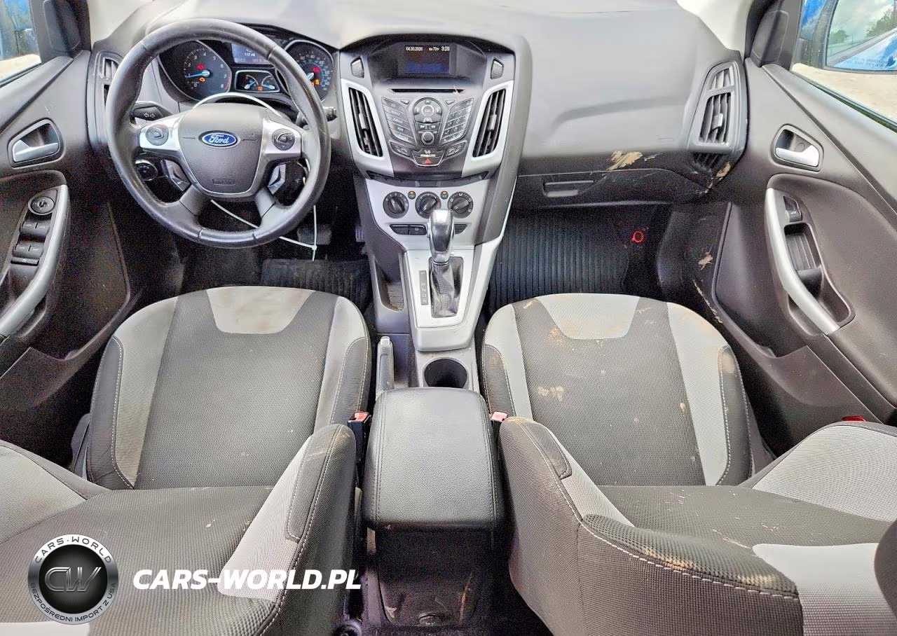 2012 Ford Focus Se VIN:1FAHP3K27CL335912 - 8