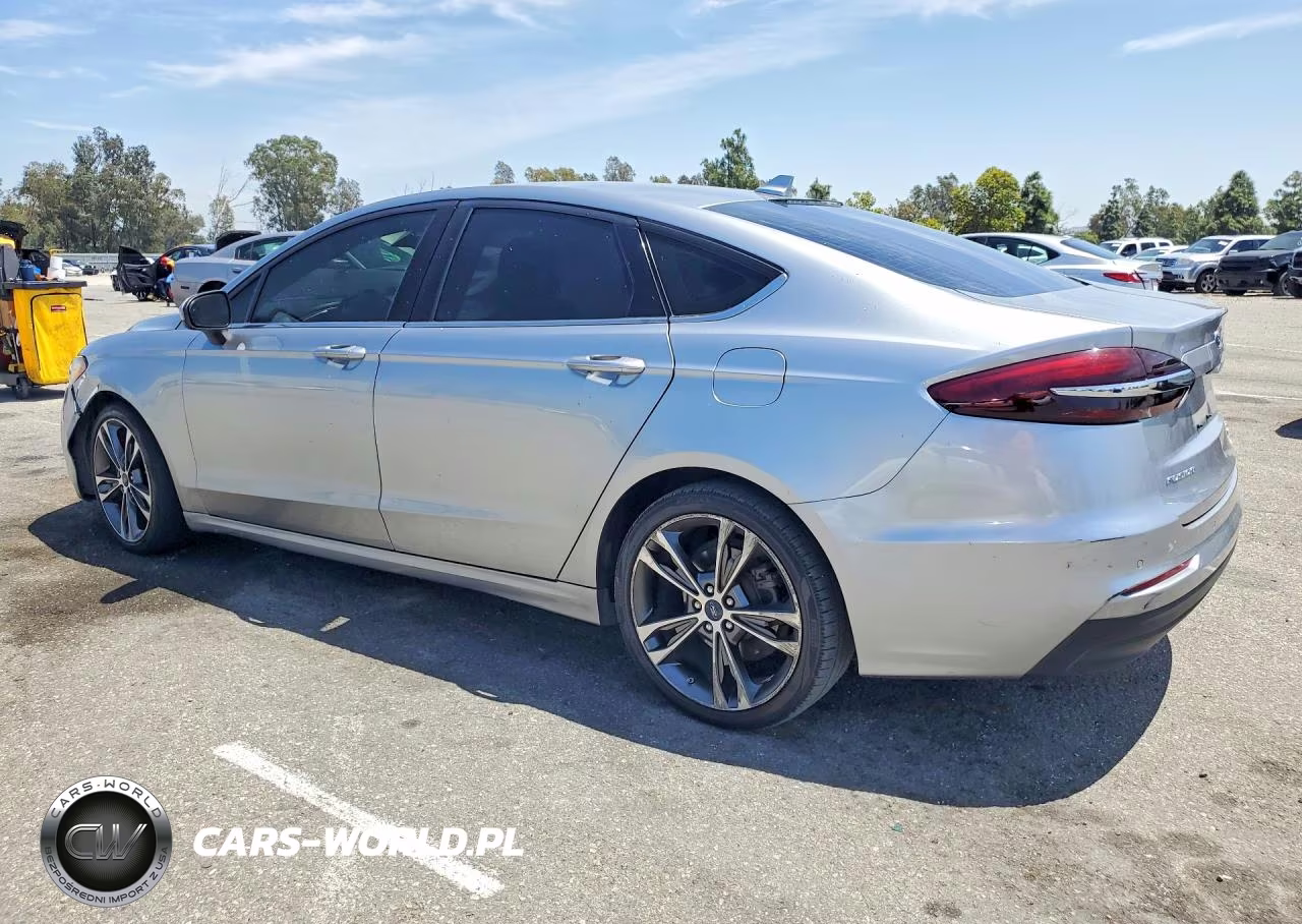 2020 Ford Fusion Se VIN:3FA6P0LU4LR127056 - 2