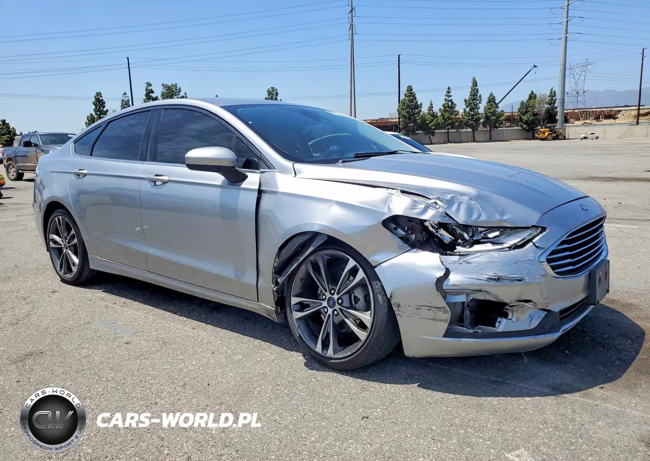 2020 Ford Fusion Se VIN:3FA6P0LU4LR127056 - 4
