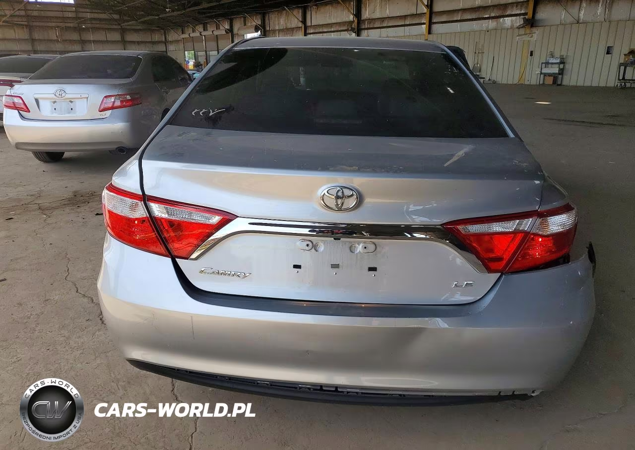 2017 Toyota Camry Le VIN:4T1BF1FK2HU804094 - 6