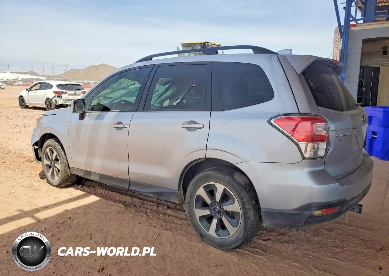 2018 Subaru Forester 2.5I Premium VIN:JF2SJADCXJH553145 - 2