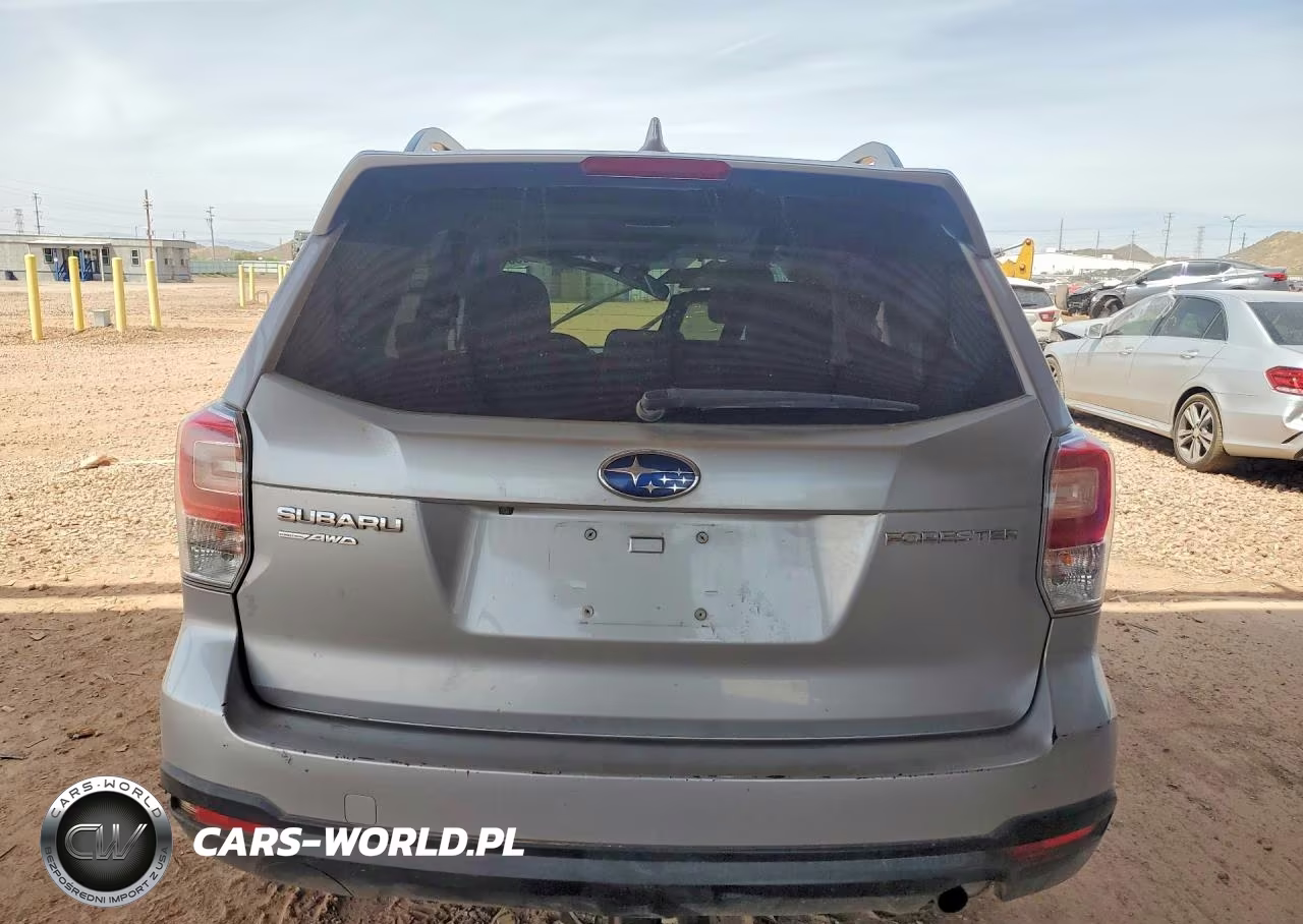 2018 Subaru Forester 2.5I Premium VIN:JF2SJADCXJH553145 - 6