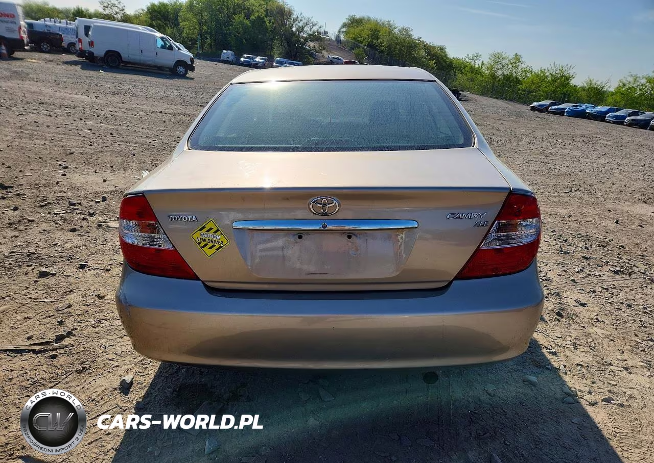 2002 Toyota Camry Xle VIN:4T1BE30K42U104687 - 6