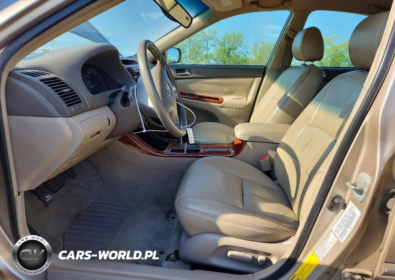 2002 Toyota Camry Xle VIN:4T1BE30K42U104687 - 7