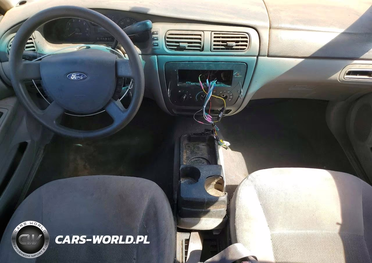 2005 Ford Taurus X VIN:1FAFP53215A118484 - 8