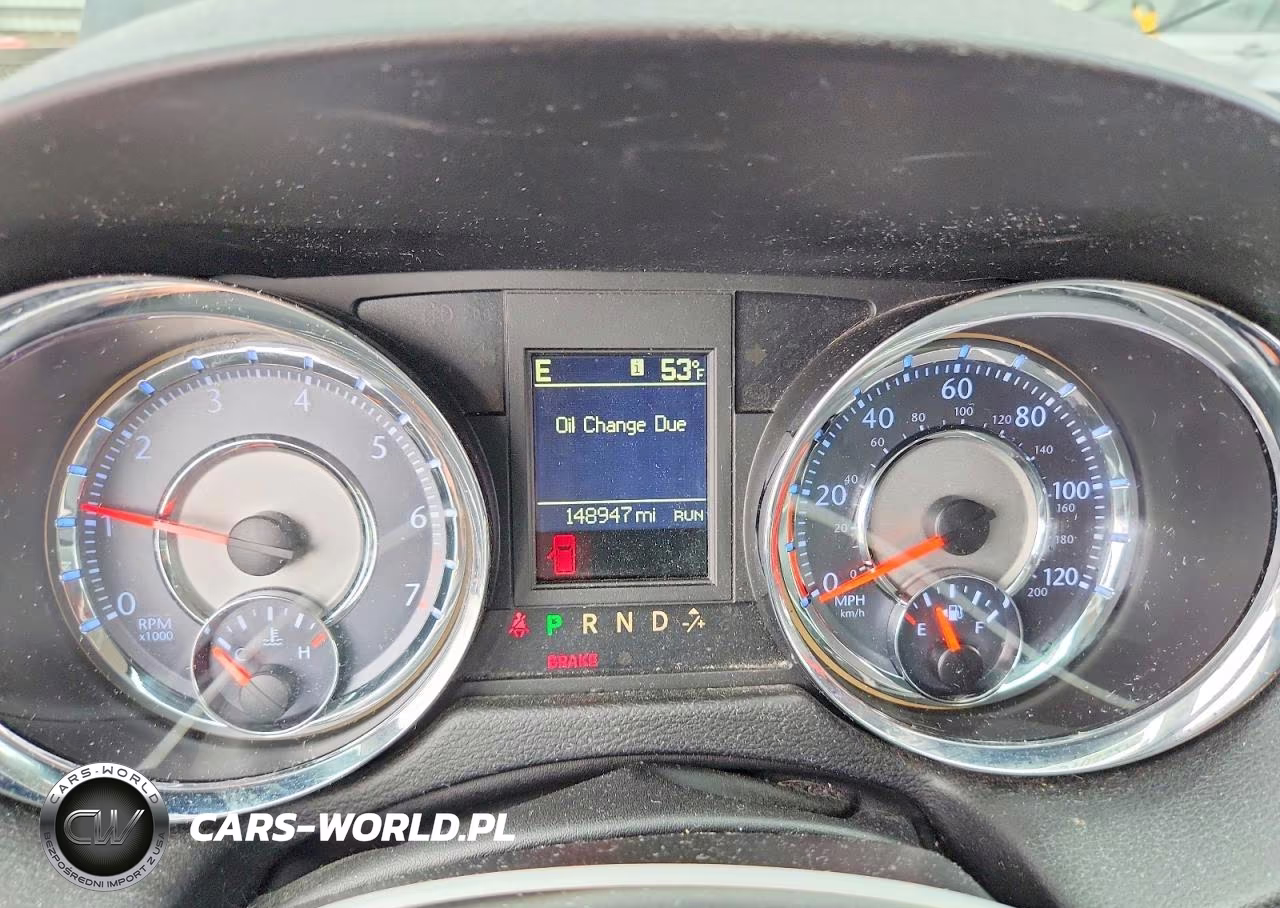 2015 Chrysler Town & Country Touring VIN:2C4RC1BG6FR619912 - 9