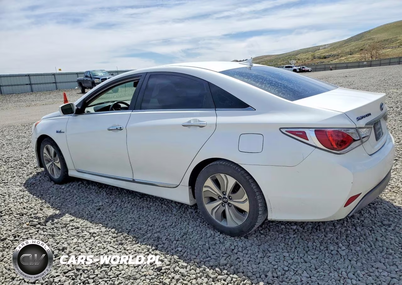 2015 Hyundai Sonata Hybrid Limited VIN:KMHEC4A45FA127153 - 2