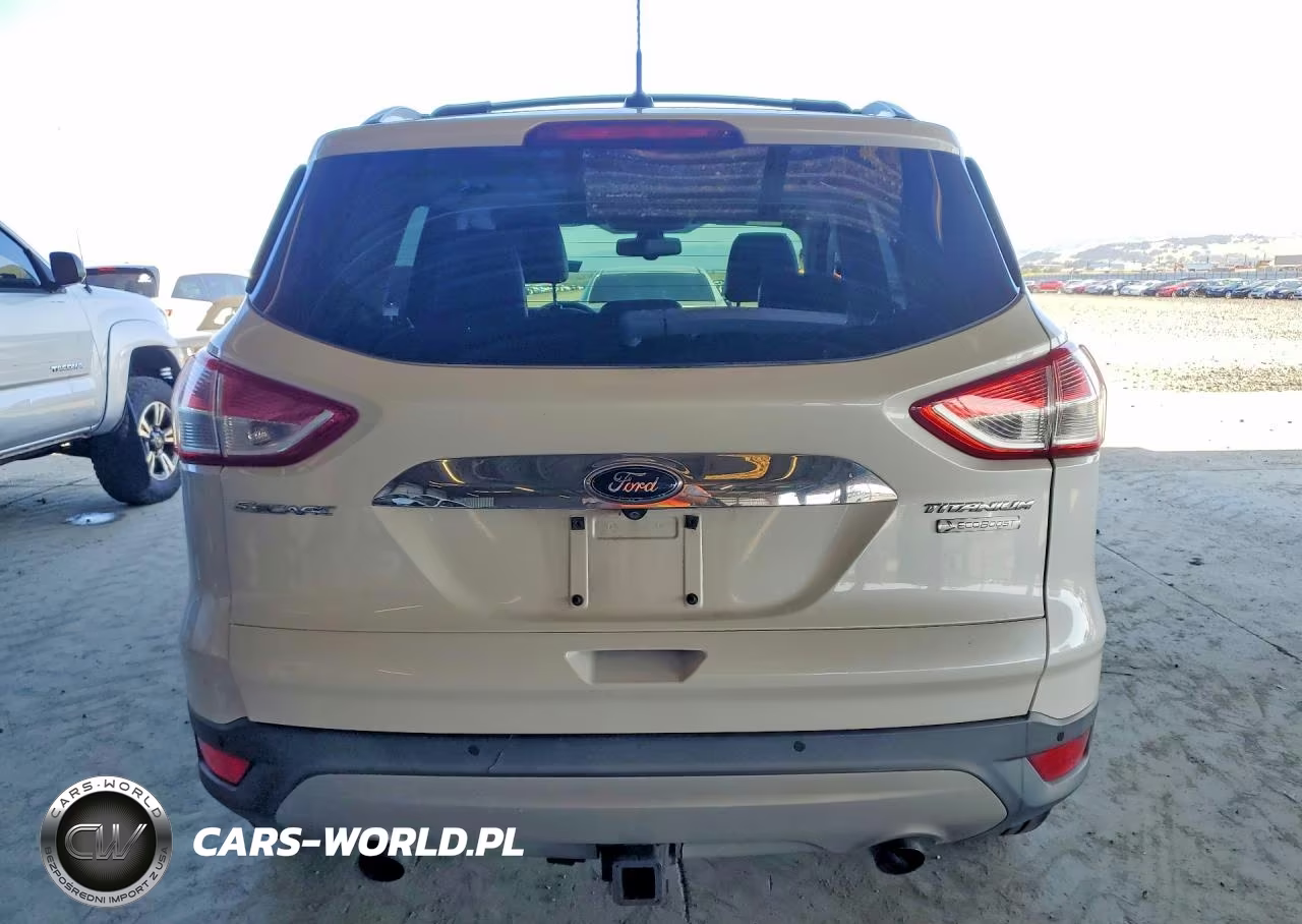 2015 Ford Escape Titanium VIN:1FMCU0J9XFUA18176 - 6