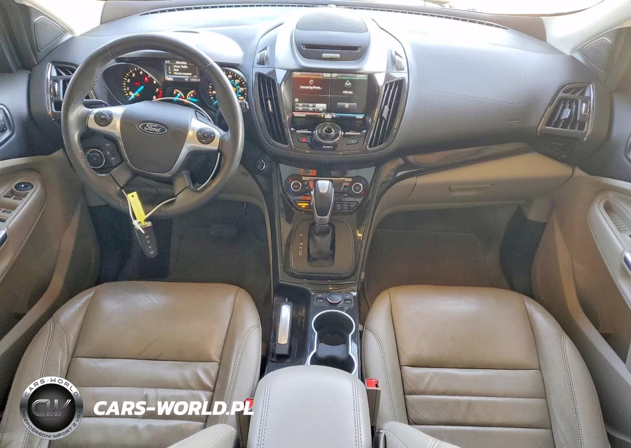 2015 Ford Escape Titanium VIN:1FMCU0J9XFUA18176 - 8